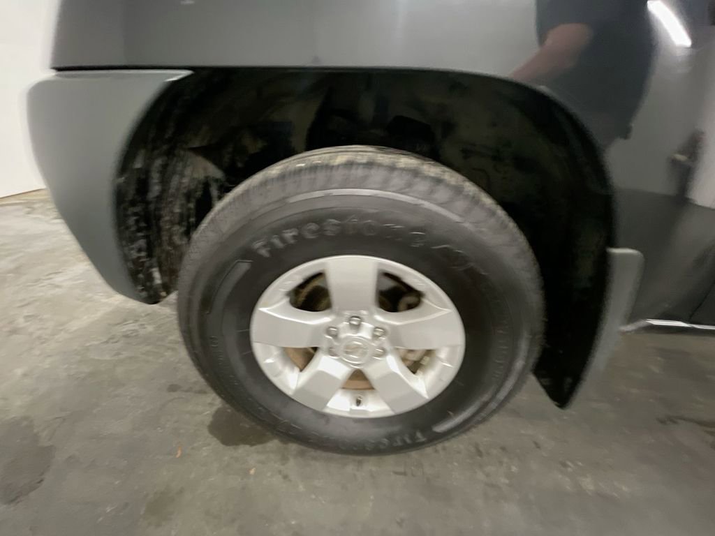 Used 2012 Nissan Xterra S image 28