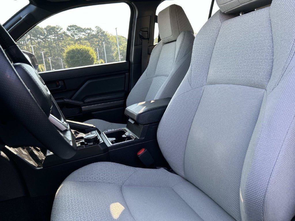 Used 2026 Toyota 4Runner SR5 AWD/4WD image 25