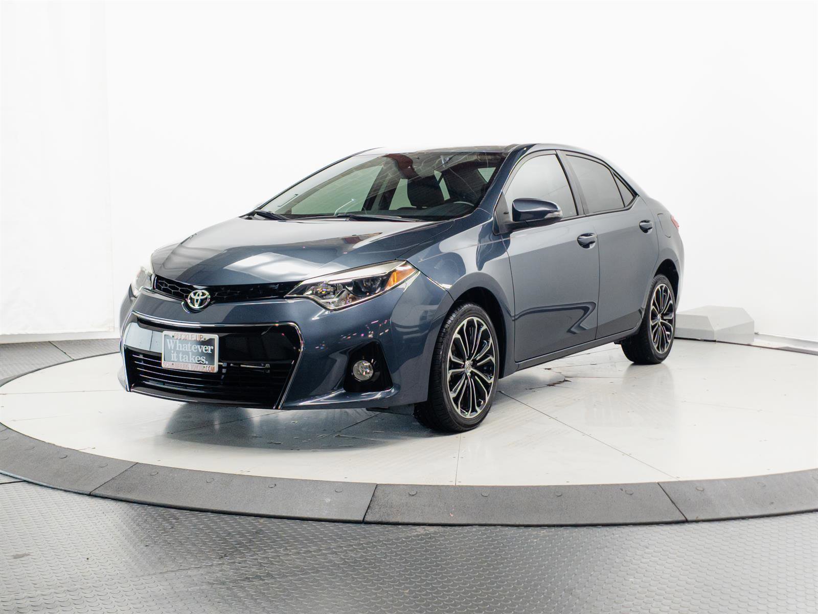 Used 2016 Toyota Corolla S FWD image 3