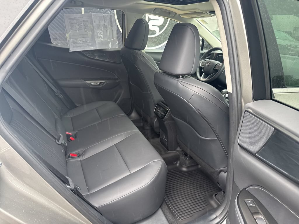 Used 2023 Lexus NX 350 AWD image 56