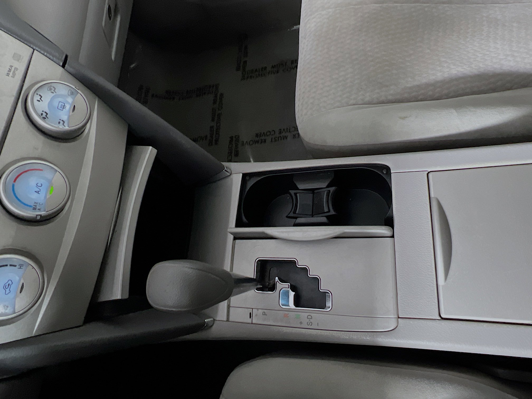 Used 2011 Toyota Camry LE image 24