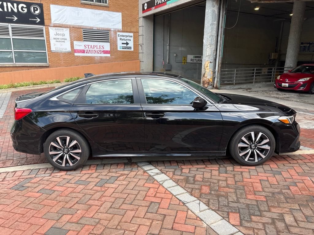 Used 2023 Honda Civic EX image 2