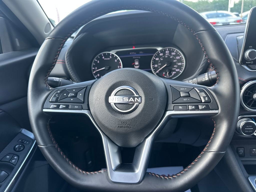 Used 2025 Nissan Sentra SR FWD image 19