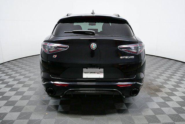 New 2025 Alfa Romeo Stelvio Sprint AWD/4WD image 33