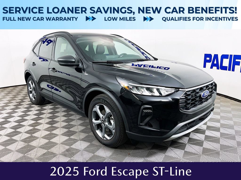 Used 2025 Ford Escape ST-Line w/ Tech Pack #1