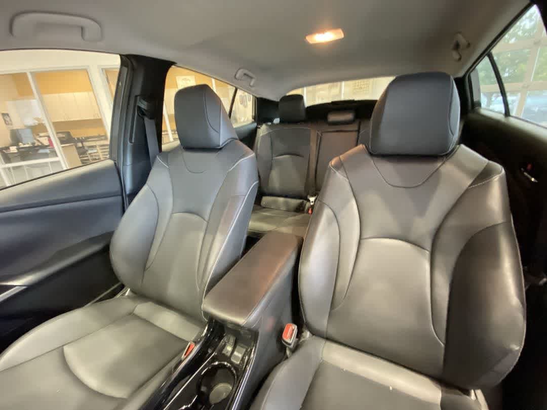 Used 2022 Toyota Prius Prime XLE FWD image 14