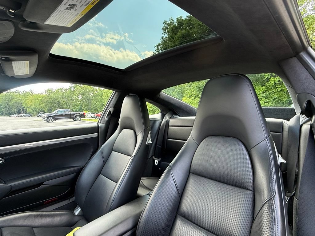 Used 2015 Porsche 911 Carrera 4S AWD/4WD image 13