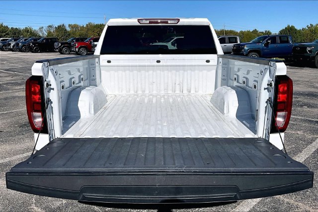 Used 2024 GMC Sierra 1500 SLE AWD/4WD image 7