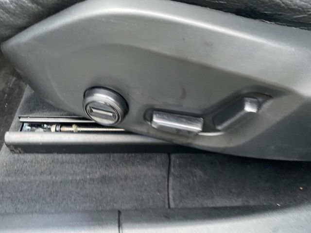 Used 2021 Volvo XC60 T5 Momentum w/ Protection Package Premier image 15