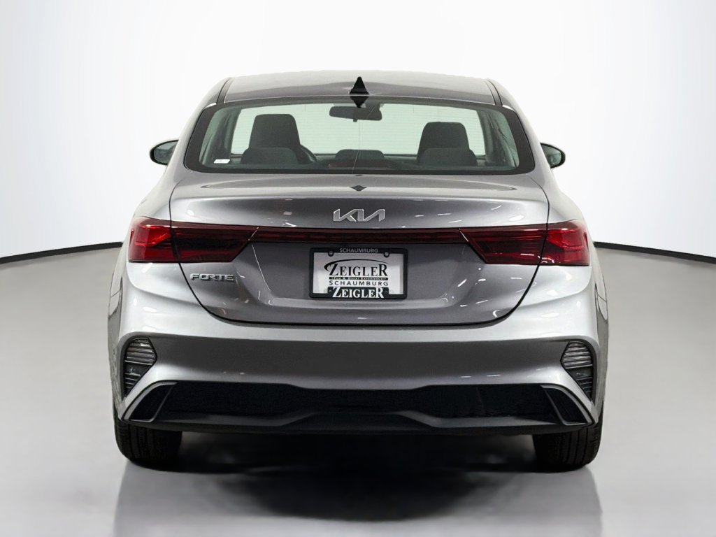 Used 2024 Kia Forte LXS FWD image 6