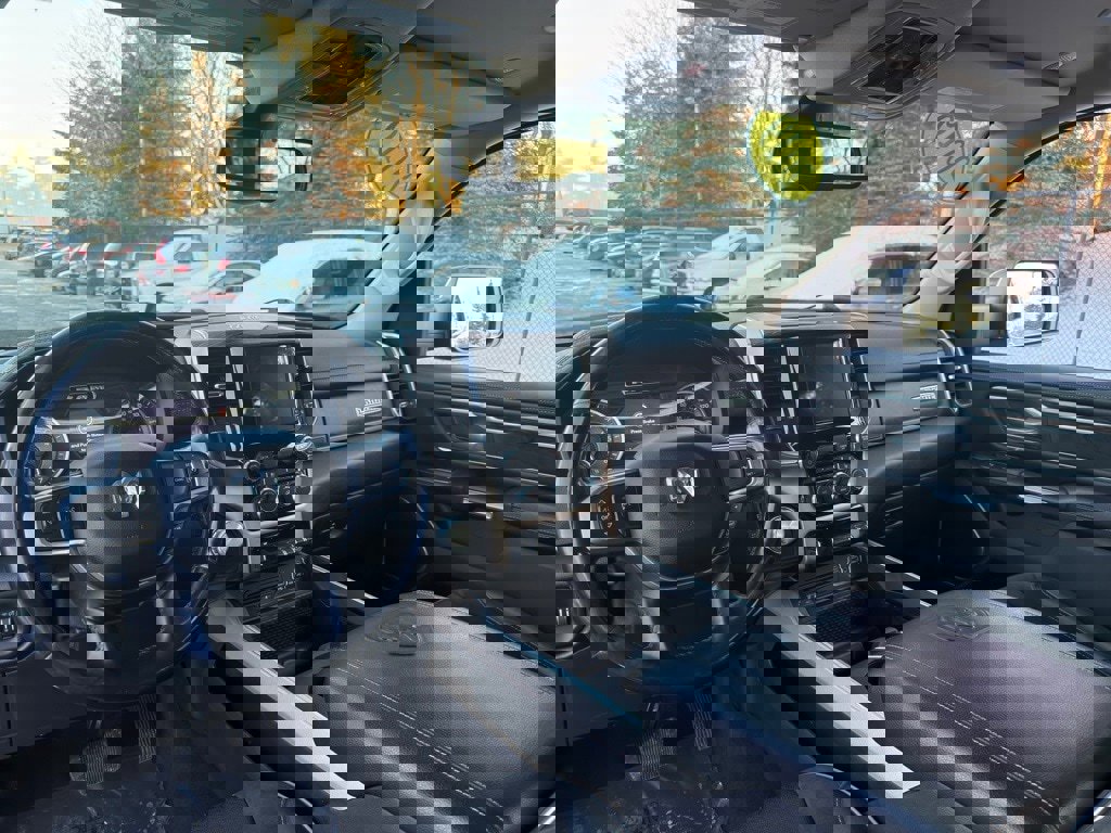 Used 2019 RAM 1500 Laramie image 16