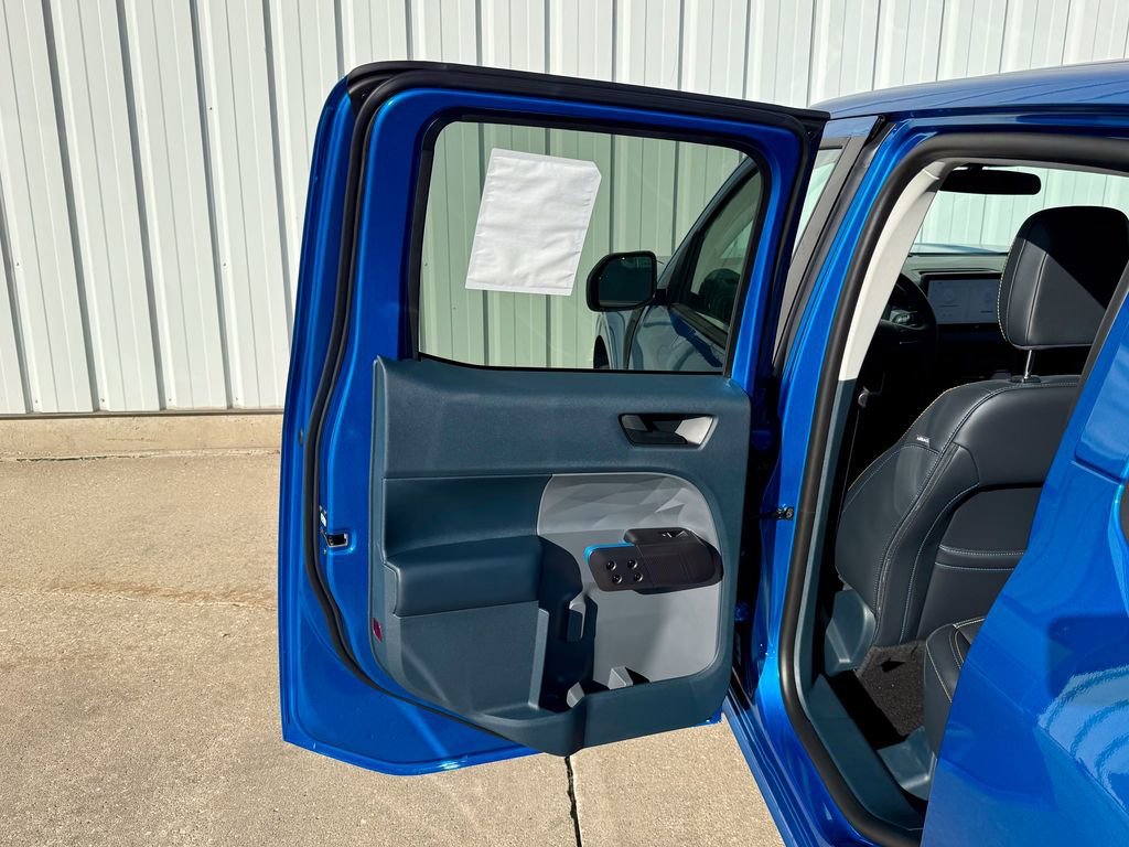 New 2025 Ford Maverick Lobo image 14