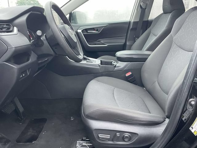 Used 2023 Toyota RAV4 XLE AWD/4WD image 21