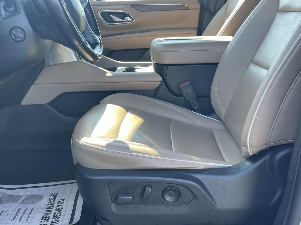 Used 2022 Chevrolet Suburban Premier w/ Max Trailering Package image 20