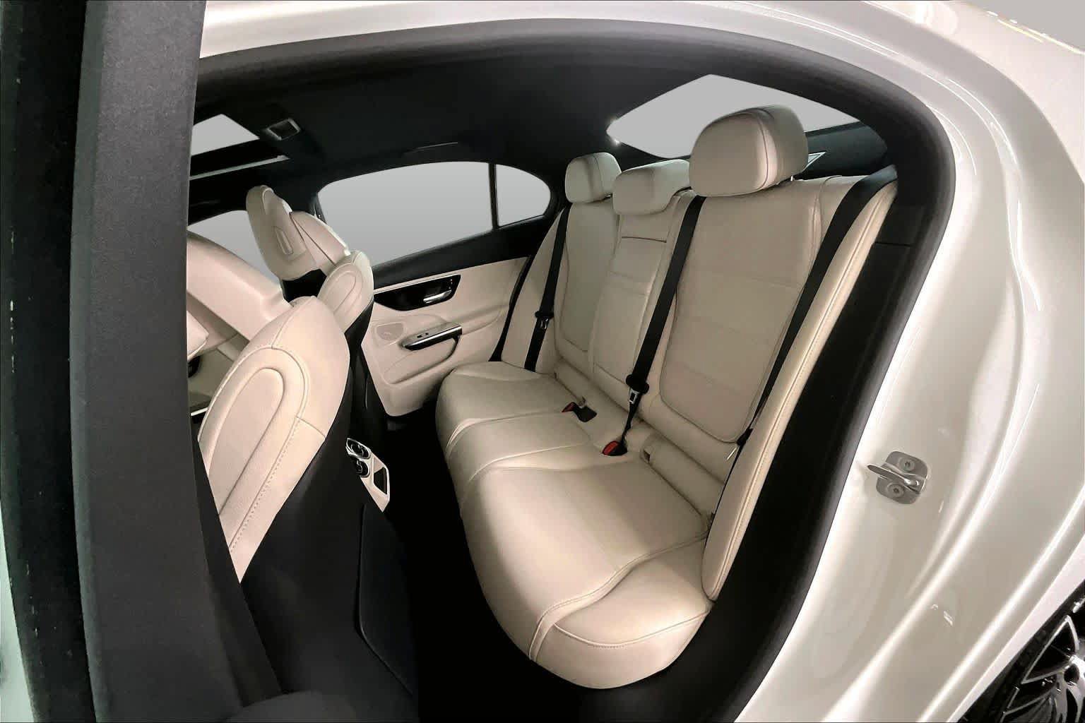 Certified 2024 Mercedes-Benz C 300 4MATIC Sedan image 21