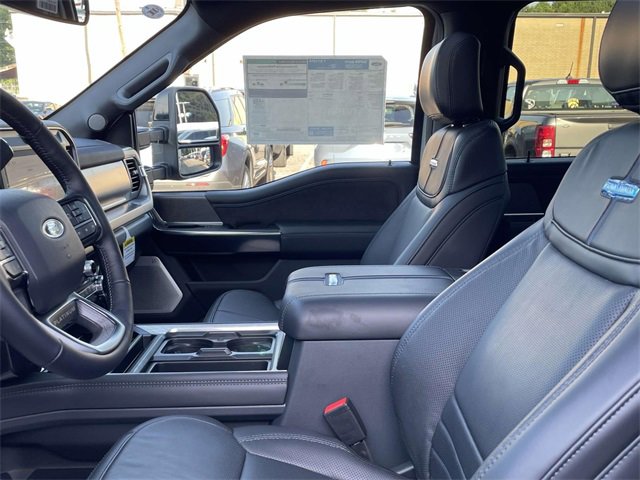 New 2025 Ford F350 Platinum w/ FX4 Off-Road Package image 18