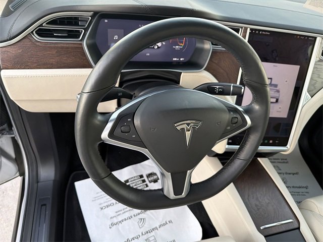 Used 2017 Tesla Model X 100D image 13