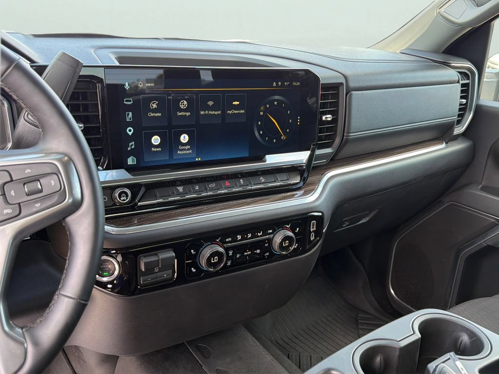 Certified 2026 Chevrolet Silverado 2500 LT AWD/4WD image 36