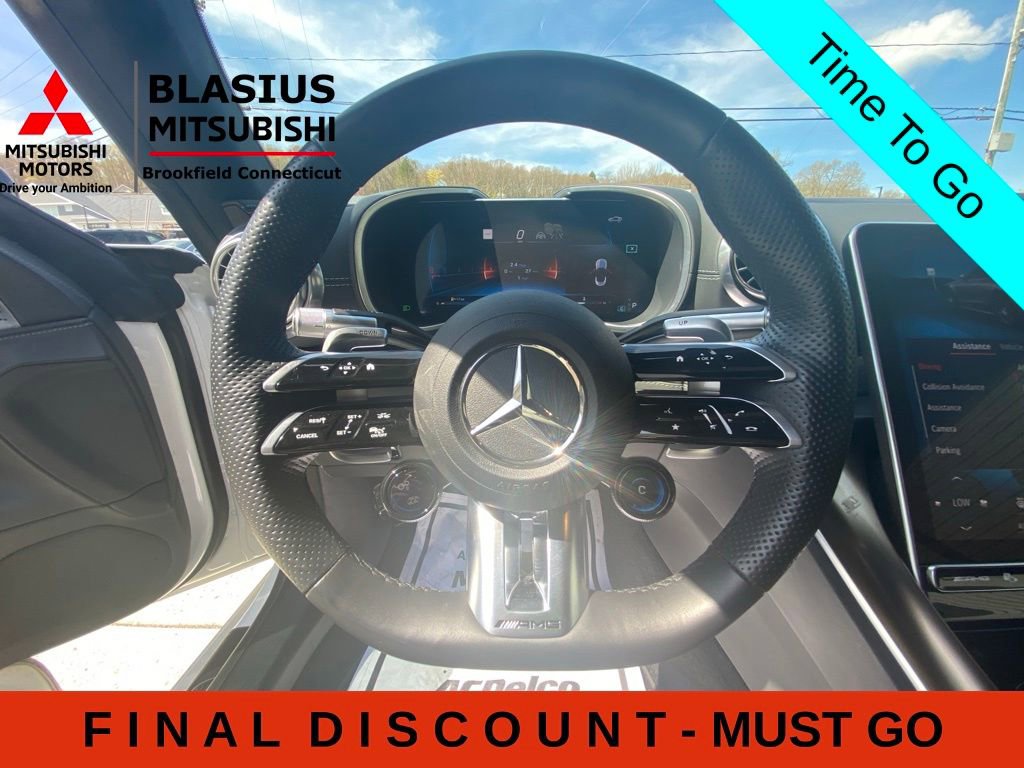 Used 2022 Mercedes-Benz SL 55 AMG 4MATIC w/ Driver Assistance Package image 37