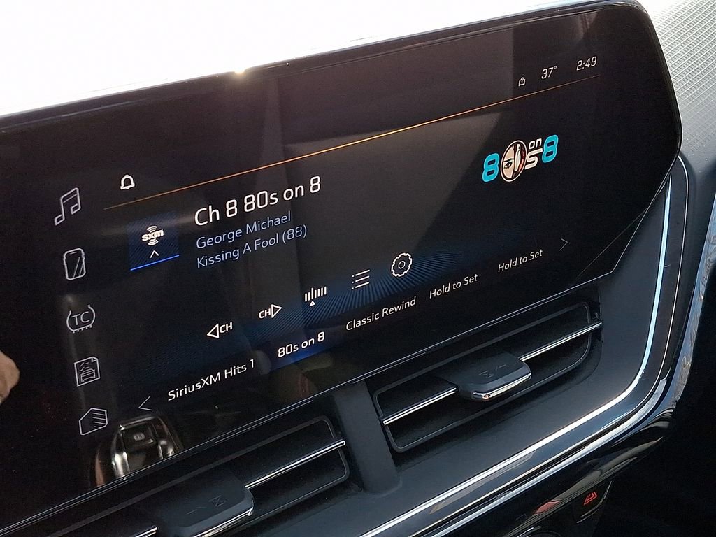 Used 2024 Chevrolet Trax RS w/ Driver Confidence Package image 17