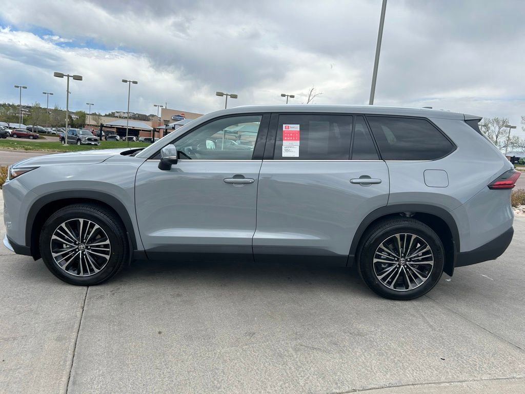 Used 2026 Toyota Grand Highlander AWD Hybrid image 4