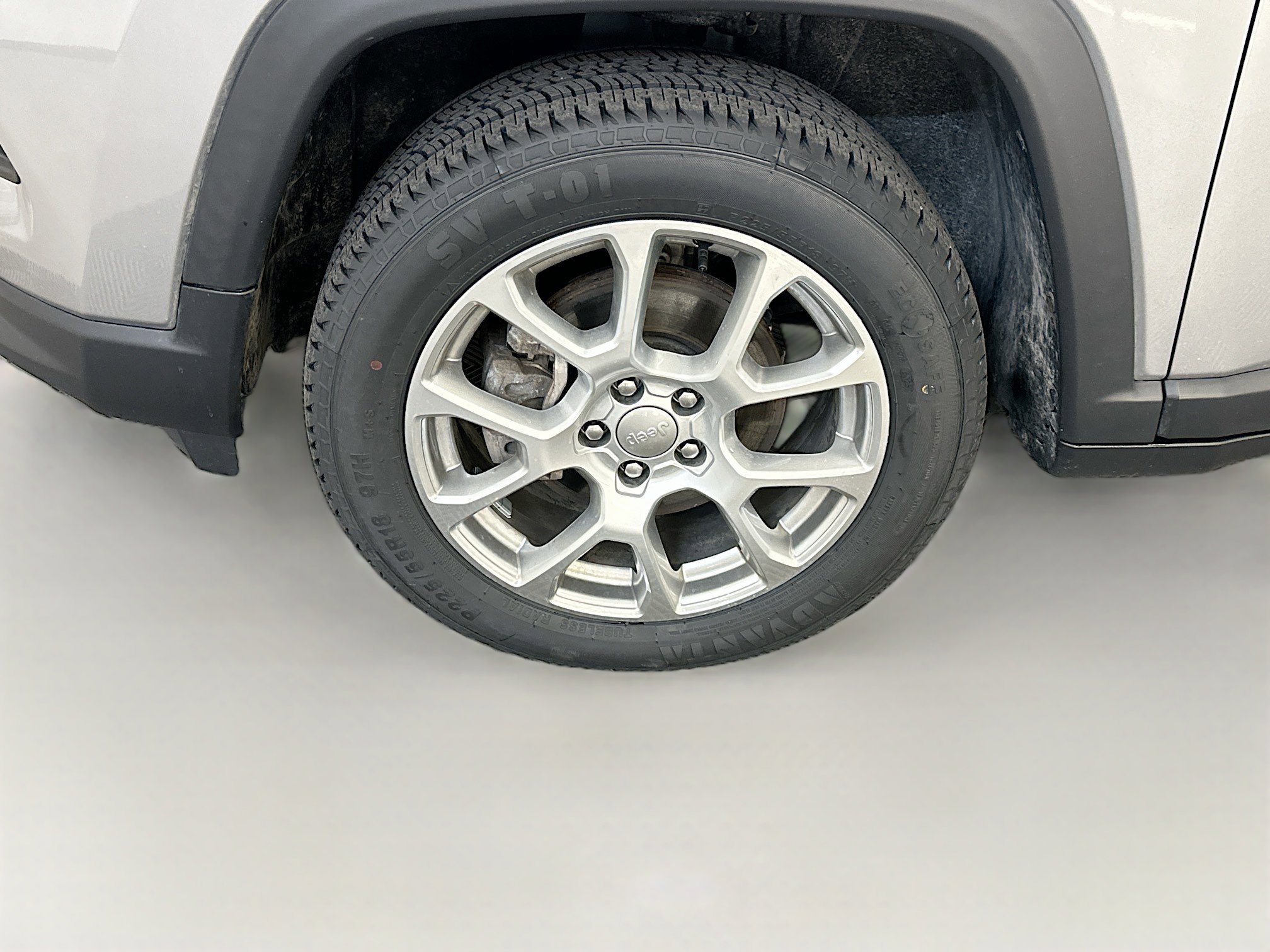 Used 2022 Jeep Compass Latitude image 11