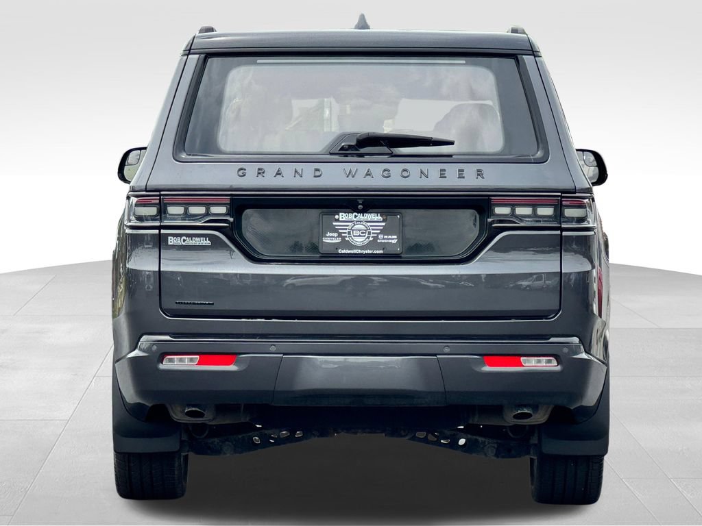 Used 2022 Jeep Grand Wagoneer Series II AWD/4WD image 6