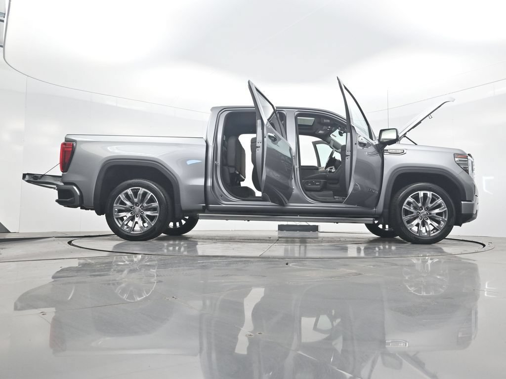 Used 2024 GMC Sierra 1500 Denali w/ Denali Reserve Package AWD/4WD image 44
