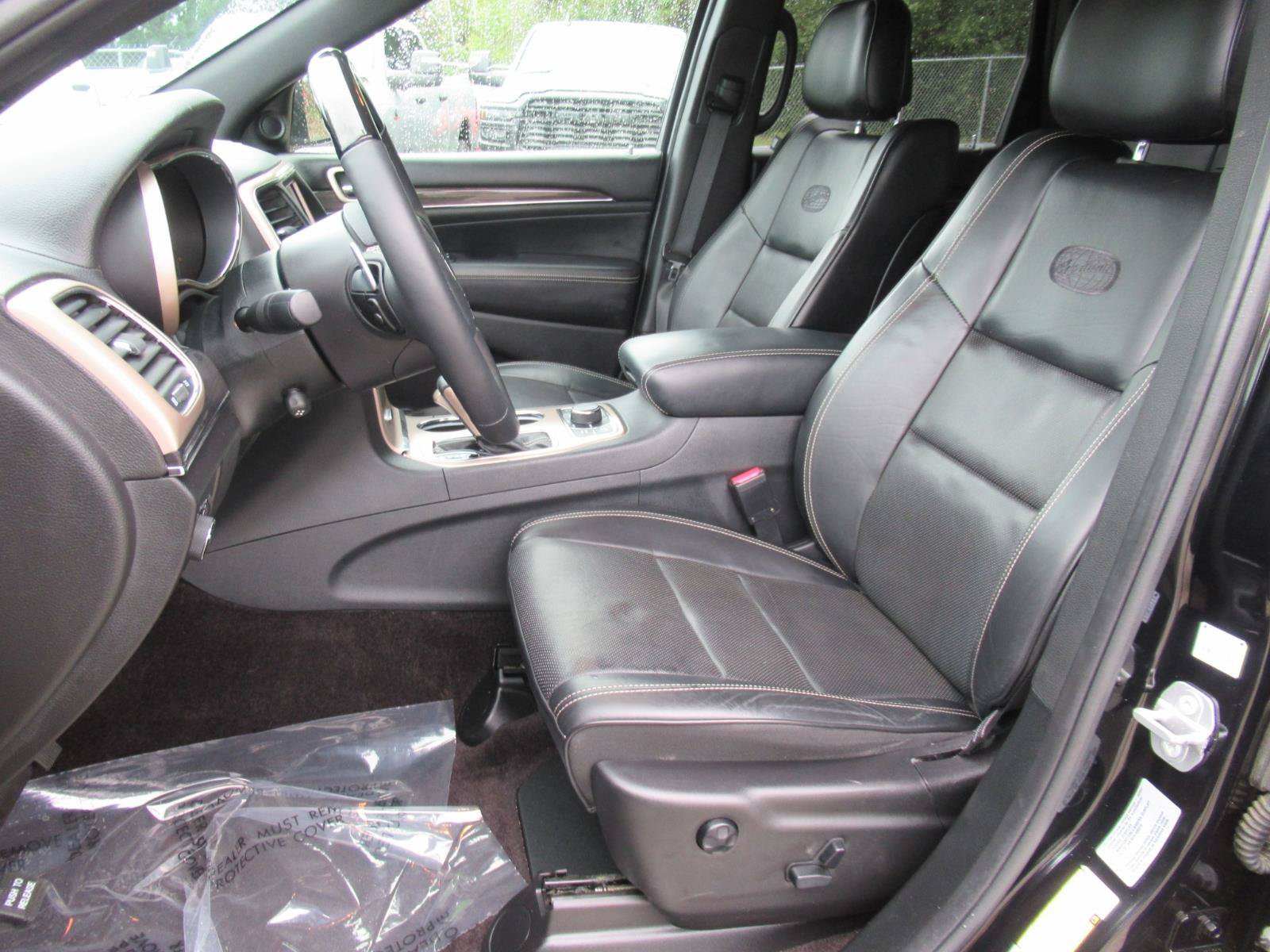 Used 2017 Jeep Grand Cherokee Overland AWD/4WD image 20