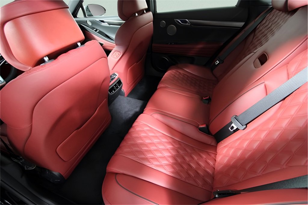 Used 2024 Genesis G80 2.5T w/ Sport Prestige Package image 11