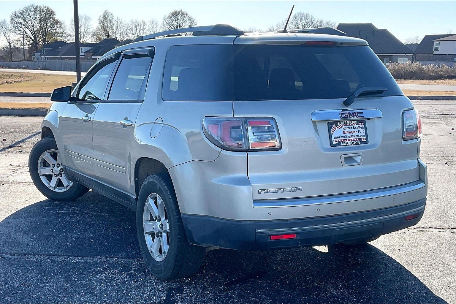 Used 2013 GMC Acadia SLE image 3
