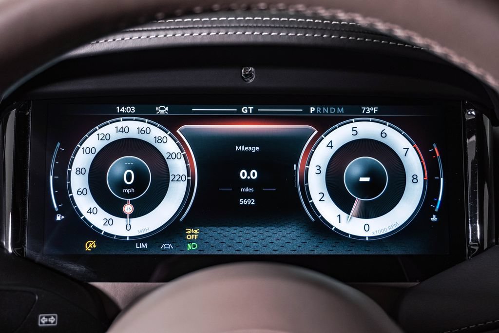 Used 2024 Aston Martin DB12 Coupe RWD image 27