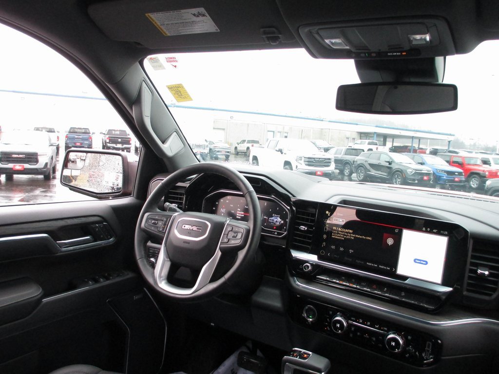 Used 2024 GMC Sierra 1500 SLT image 23