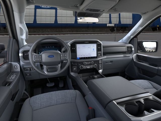 New 2026 Ford F150 XLT w/ XLT Chrome Appearance Package RWD image 9
