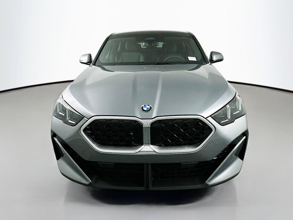 Used 2026 BMW X2 xDrive28i w/ Convenience Package image 2