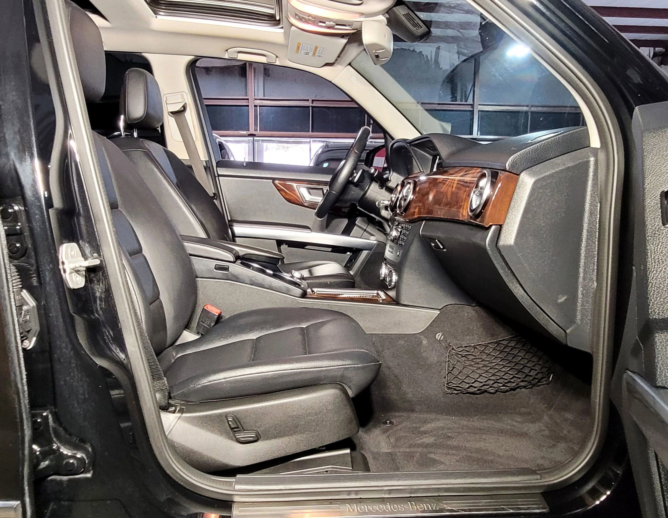 Used 2015 Mercedes-Benz GLK 350 4MATIC image 20