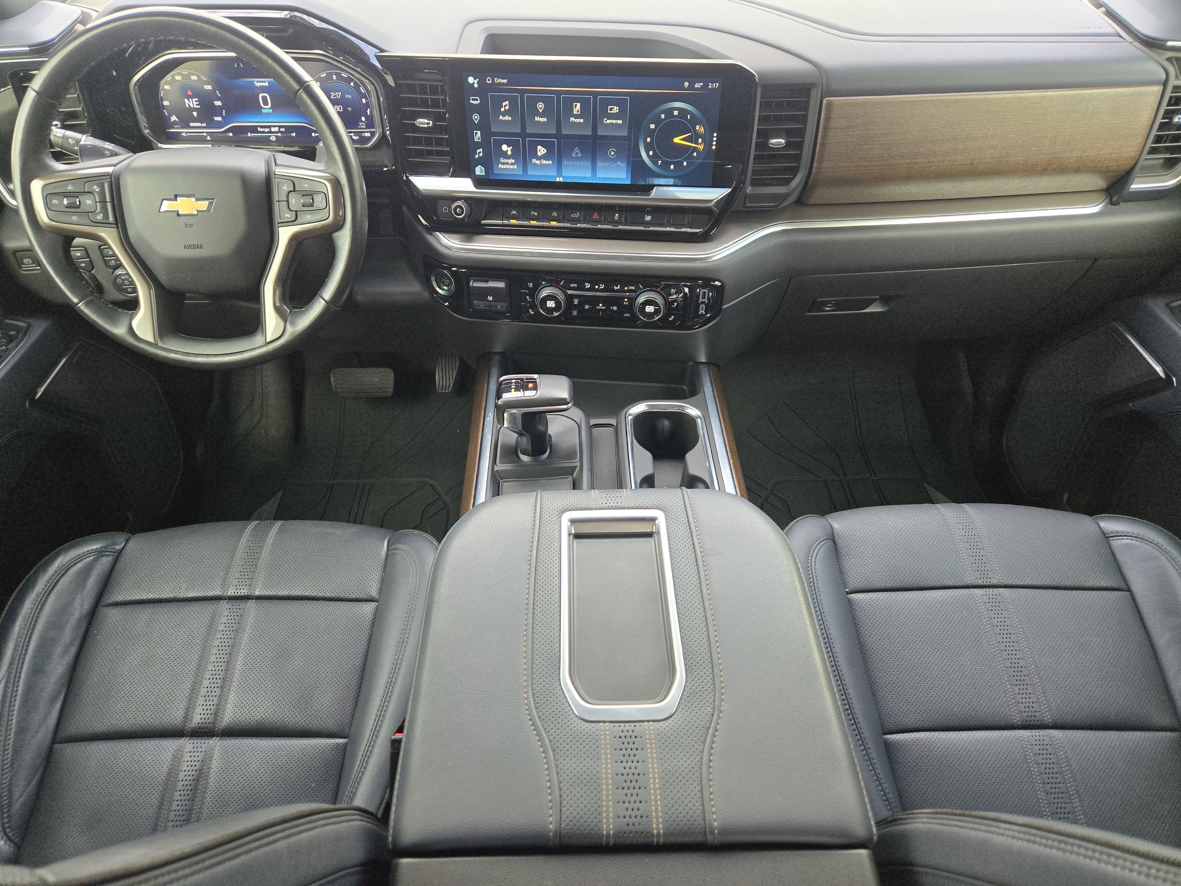 Used 2022 Chevrolet Silverado 1500 High Country w/ Technology Package image 28