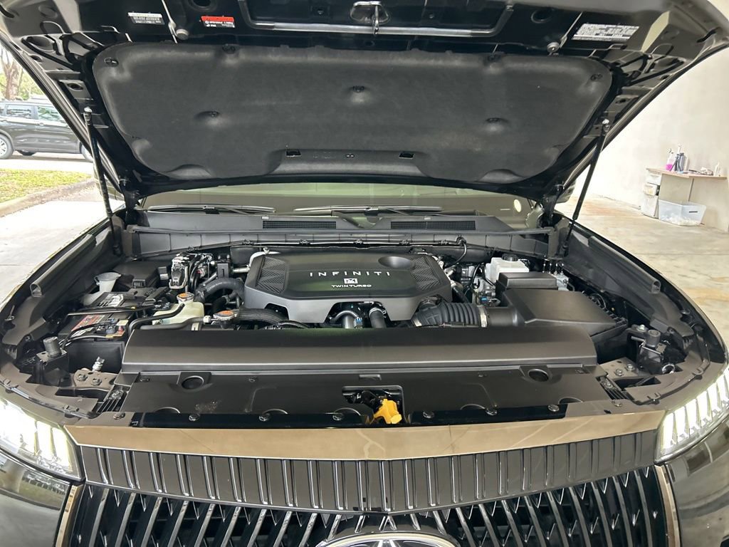 Used 2025 INFINITI QX80 Autograph w/ Premium Cargo Package image 10