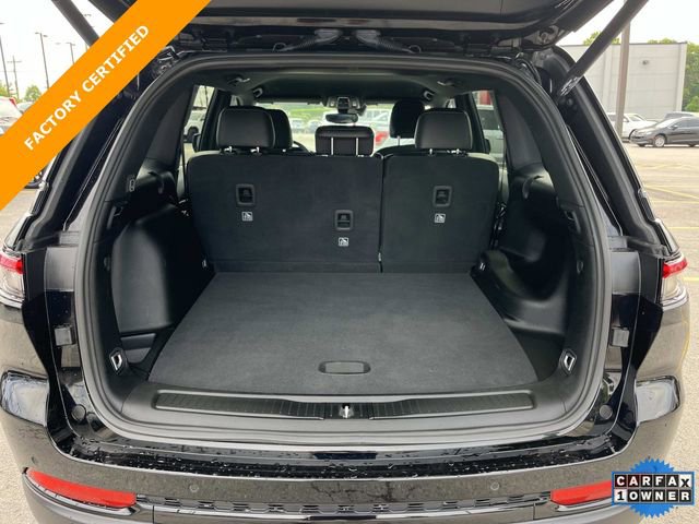 Certified 2024 Jeep Grand Cherokee Altitude AWD/4WD image 13
