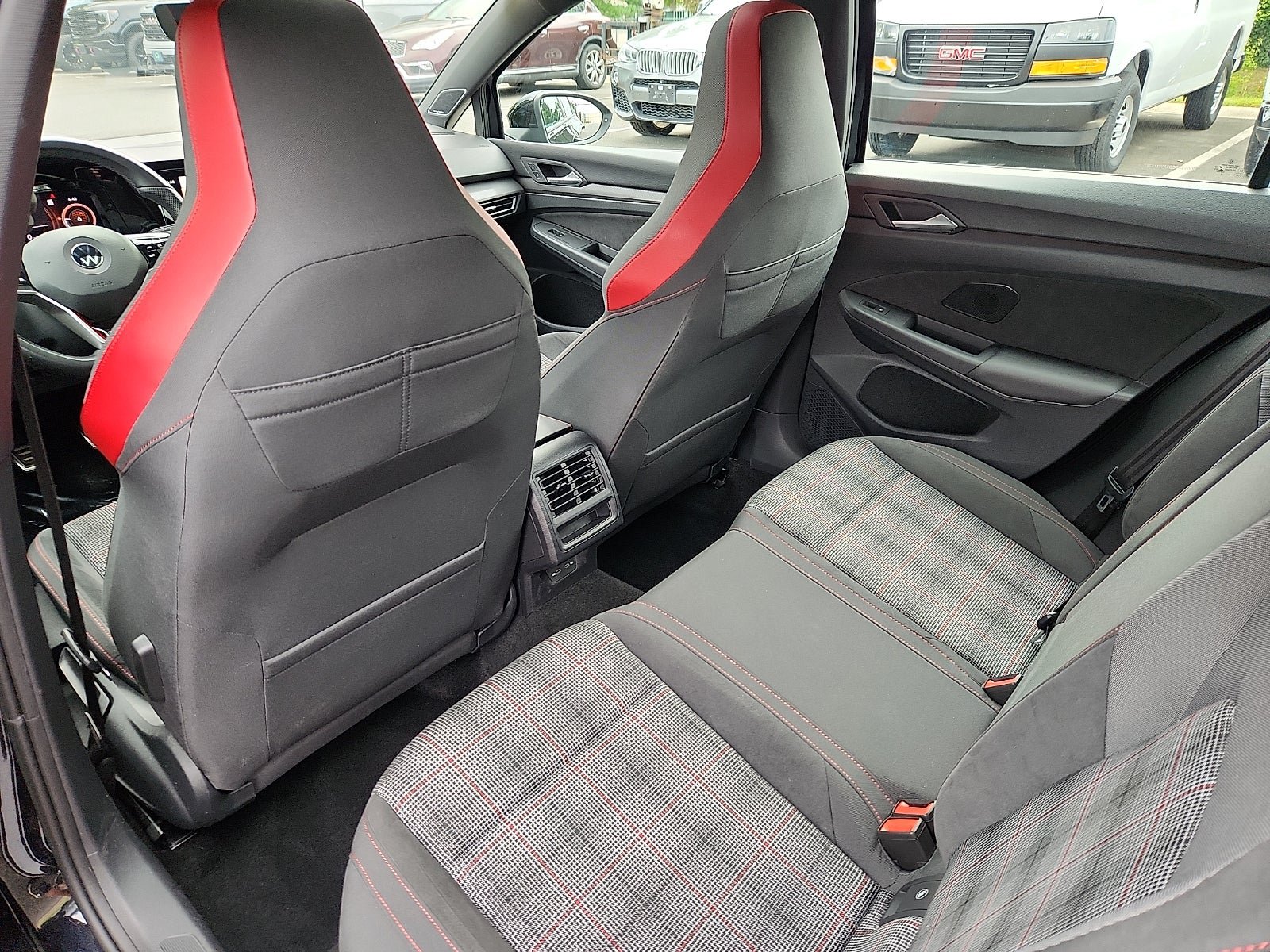 Used 2023 Volkswagen GTI SE FWD image 11