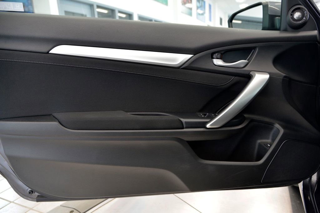 Used 2020 Honda Civic EX image 14