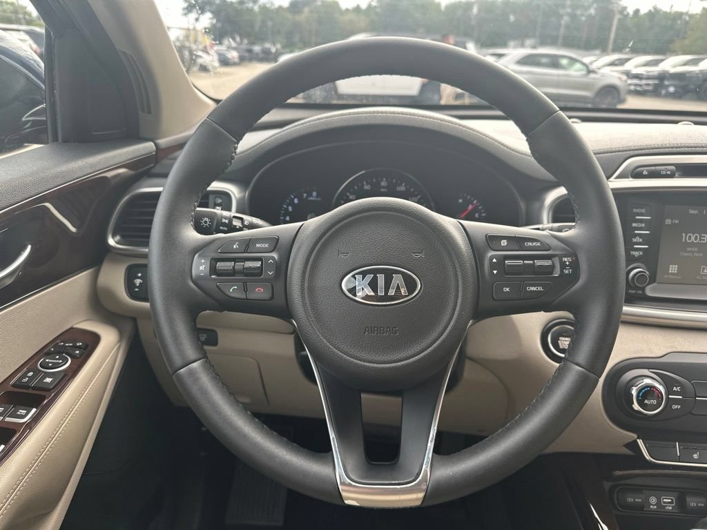 Used 2018 Kia Sorento EX FWD image 19