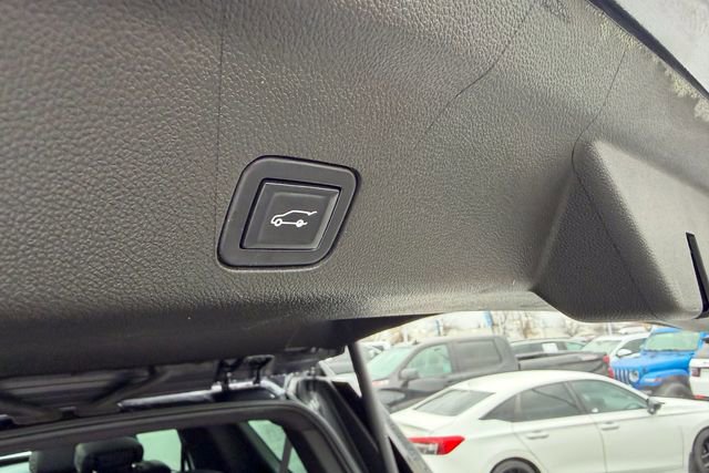 Used 2022 Chevrolet Tahoe Z71 w/ Luxury Package image 31