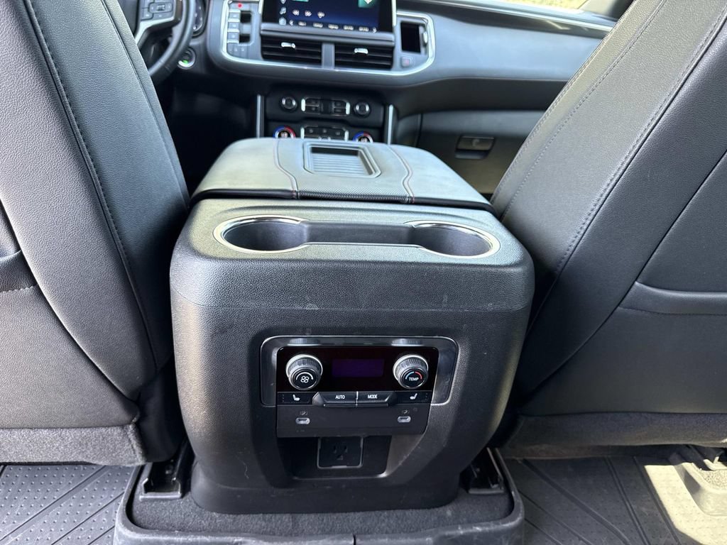 Used 2024 Chevrolet Tahoe RST w/ Luxury Package AWD/4WD image 16