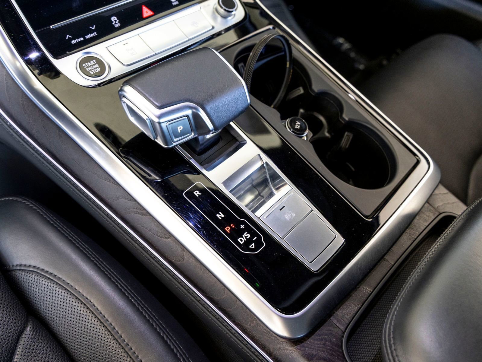 Used 2022 Audi Q7 3.0T Prestige image 18