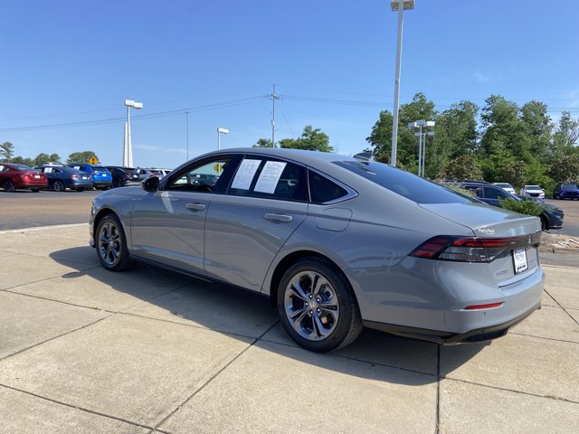 Used 2025 Honda Accord EX-L image 8