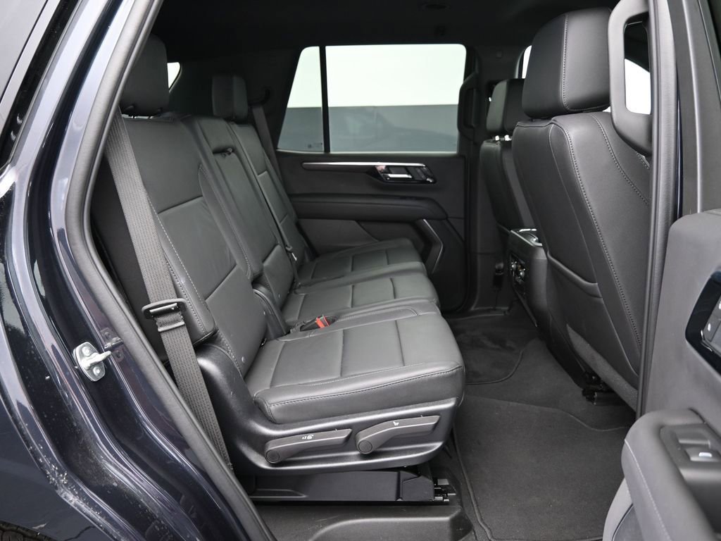 Used 2025 Chevrolet Tahoe Z71 AWD/4WD image 35