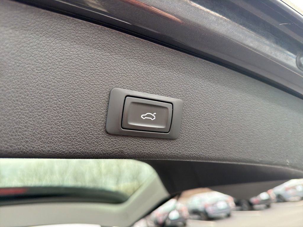 Used 2015 Audi Q5 2.0T Premium Plus image 23