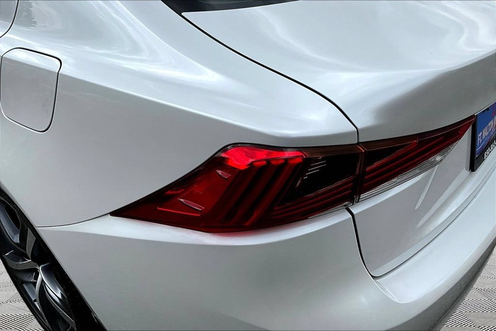 Used 2017 Lexus IS 300 AWD w/ Premium Package image 23