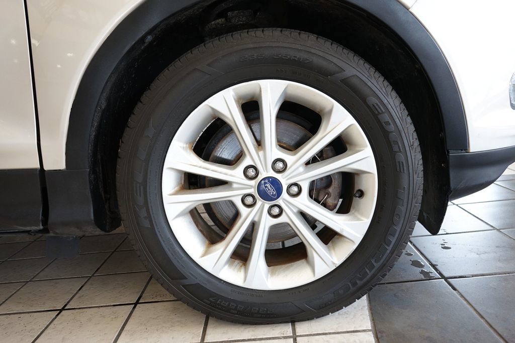 Used 2017 Ford Escape SE FWD image 50